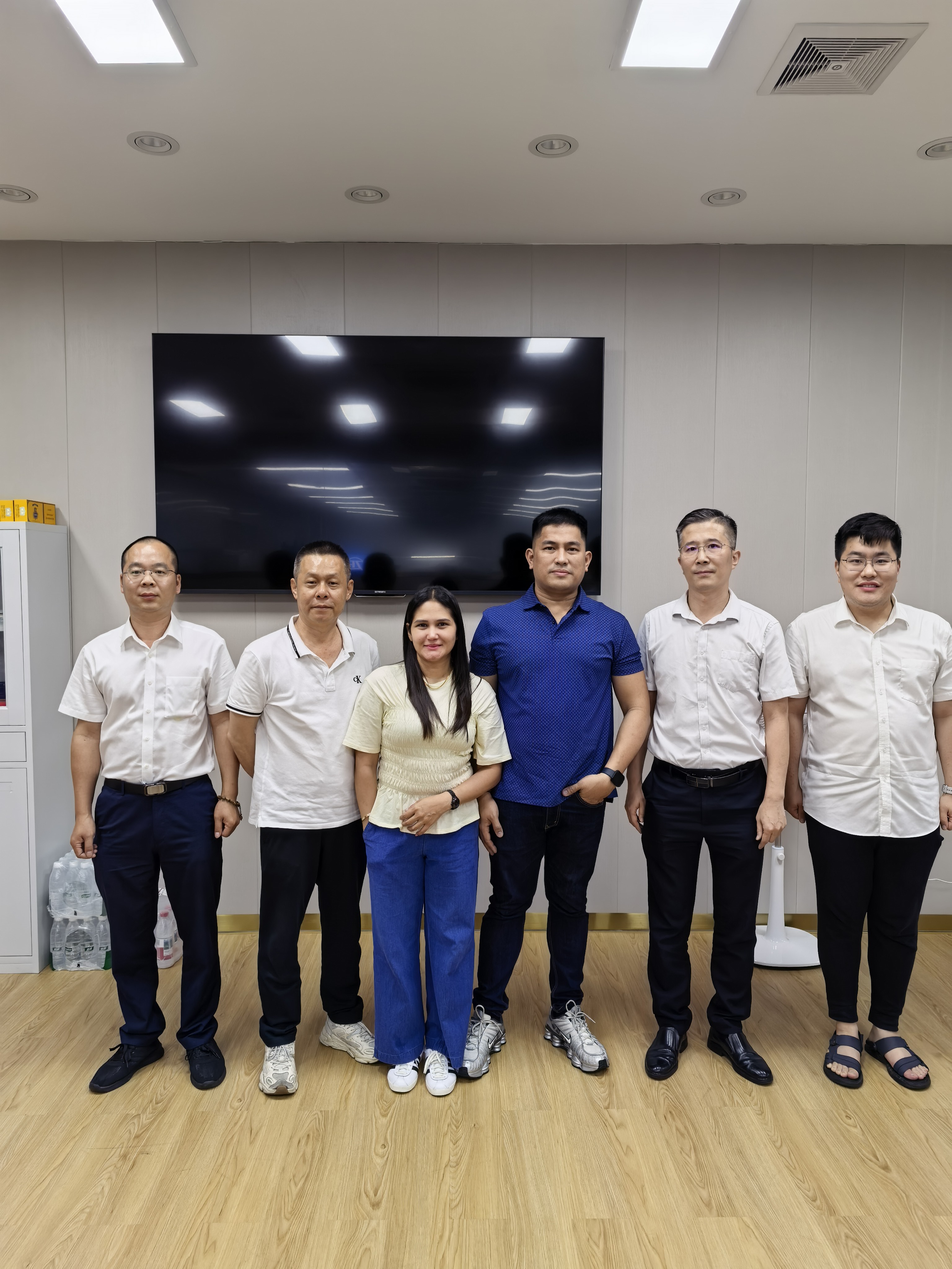 UK garage owners touring EV training workshop in China