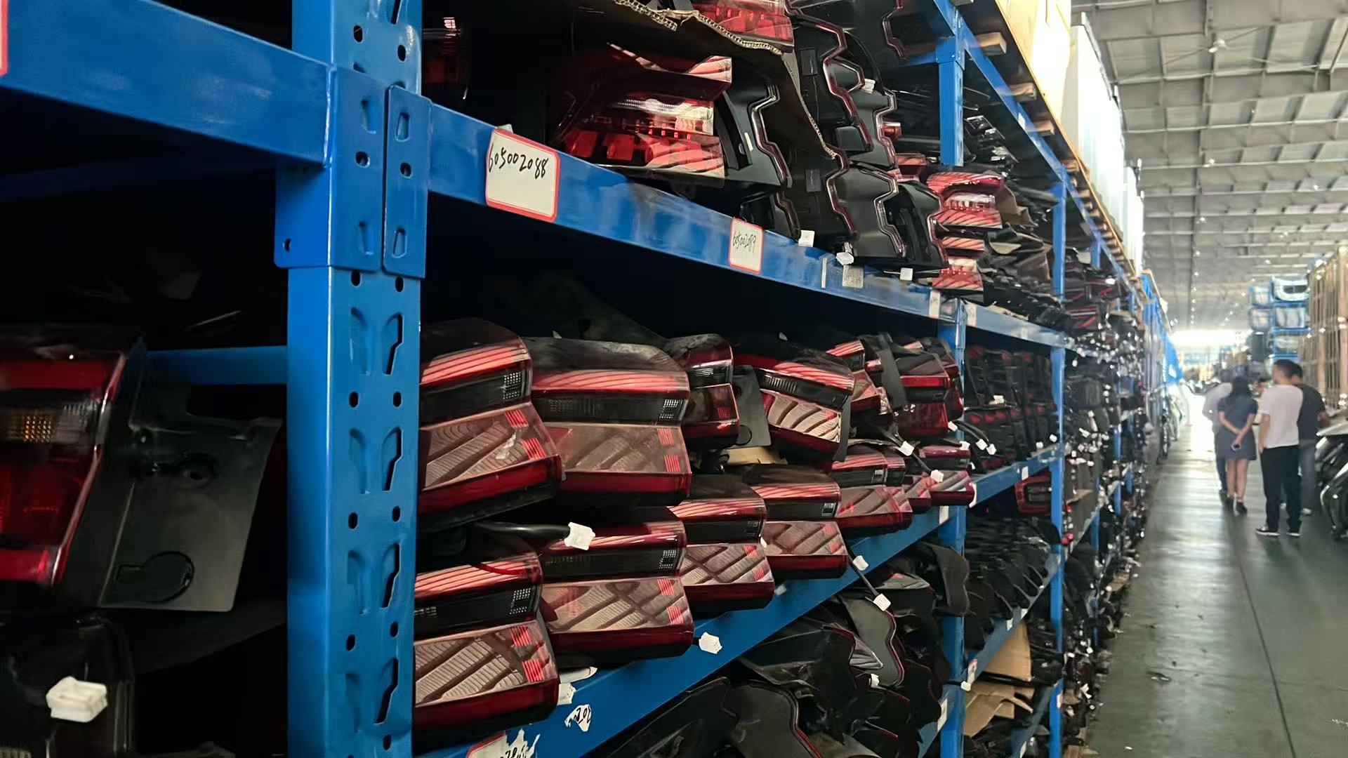 JAC parts ready for export shipment from Guangzhou